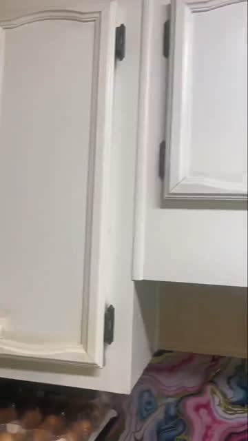 Stove covered in grease? (tap to play)